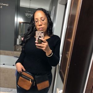 Meet your Posher, Finichia